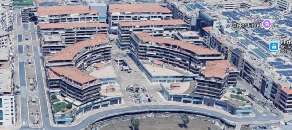 Квартира с 5 комнатами в Фьюмичино, Италия № 190067 7