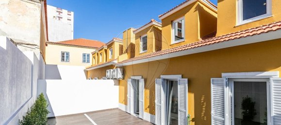 4 bedrooms Villa in Lisbon, Portugal No. 184162 14