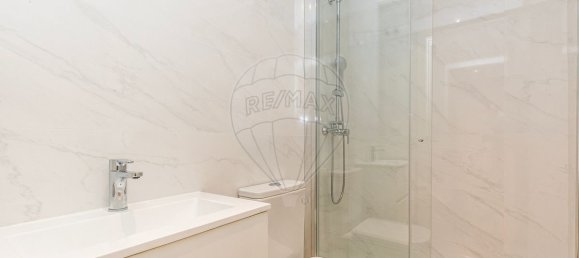 4 bedrooms Villa in Lisbon, Portugal No. 184162 6