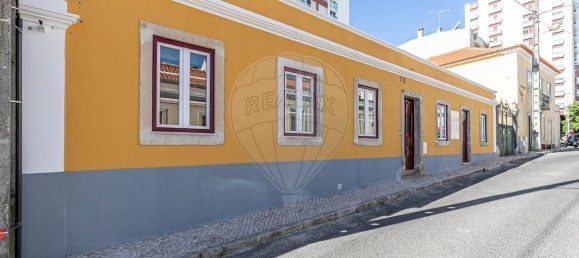 4 bedrooms Villa in Lisbon, Portugal No. 184162 15