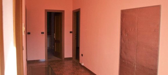 3 bedrooms House in Filattiera, Italy No. 355322 3