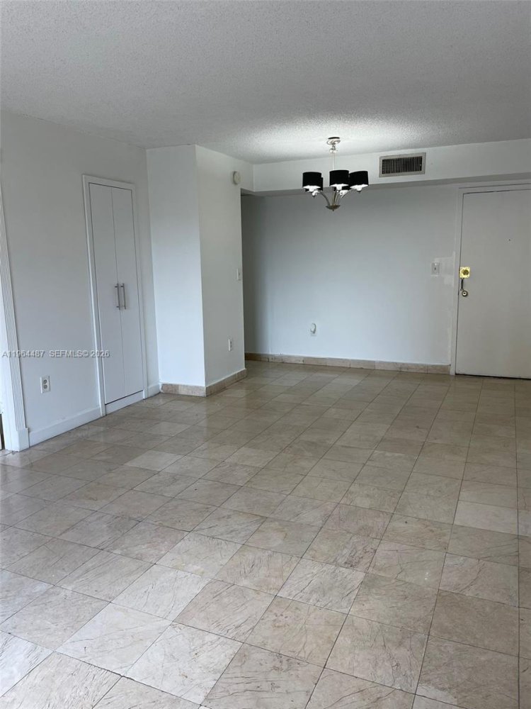 2 Schlafzimmer Gewerbliche Immobilien in Miami, USA, Nr. 615581