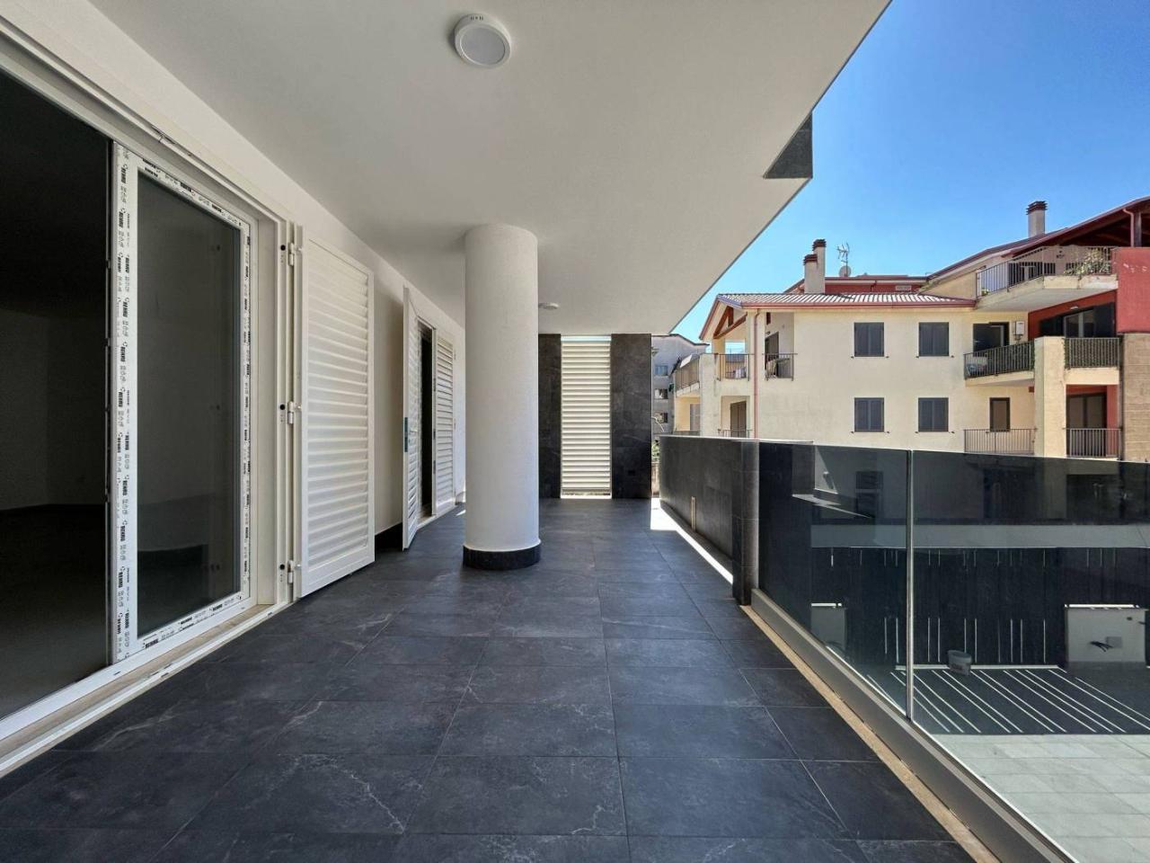 4 rooms Apartment in Caserta, Italy No. 39437