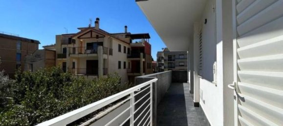 4 rooms Apartment in Caserta, Italy No. 39437 14