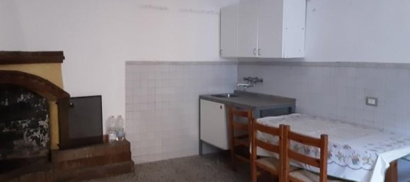 Casa de 11 divisões em Notaresco, Italy N.º 171239 6