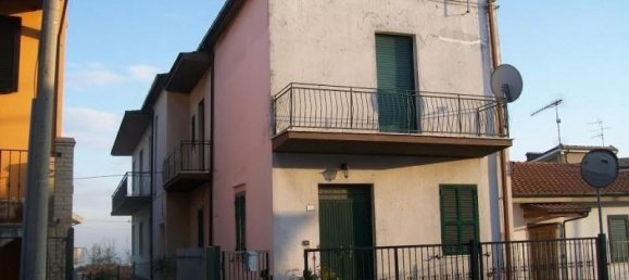 Casa de 11 divisões em Notaresco, Italy N.º 171239 3