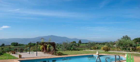 8 غرف نوم منزل في Città della Pieve, Italy رقم 54618 9