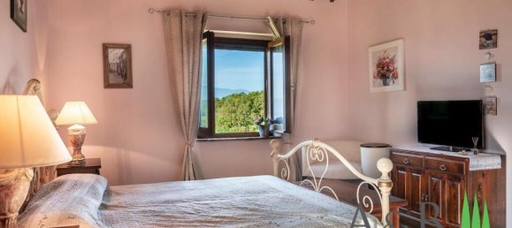 8 غرف نوم منزل في Città della Pieve, Italy رقم 54618 16