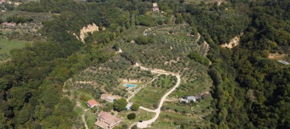 8 غرف نوم منزل في Città della Pieve, Italy رقم 54618 5