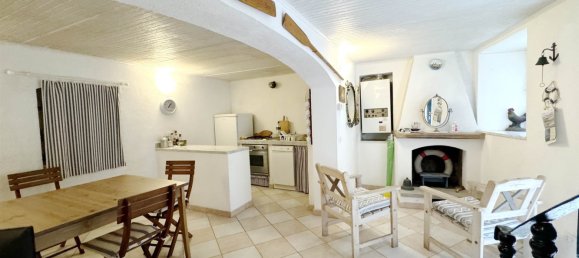 Apartamento de 2 dormitorios en Lerici, Italy No. 35802 3