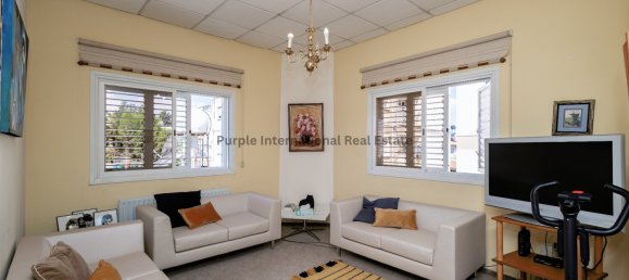 7 bedrooms Villa in Larnaca, Cyprus No. 5101 6