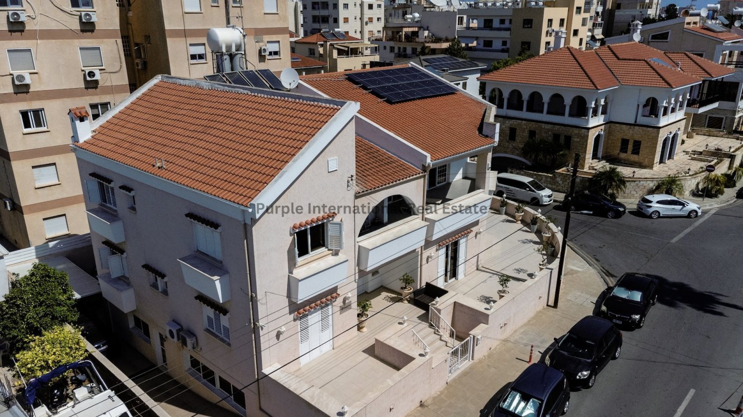 7 bedrooms Villa in Larnaca, Cyprus No. 5101