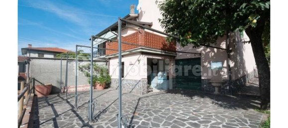 Villa de 3 dormitorios en Bagnone, Italy No. 310459 13