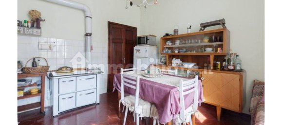Villa de 3 dormitorios en Bagnone, Italy No. 310459 4