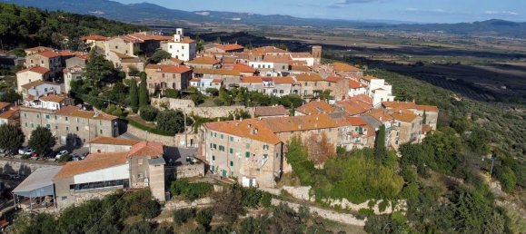 Bâtiment à Gavorrano, Italy 1050m² No. 76101 5