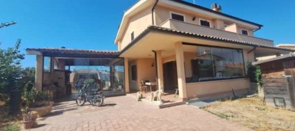 Casa de 5 habitaciónes en Cerveteri, Italy No. 16721 5