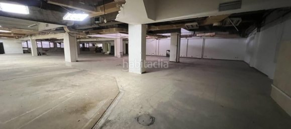 1650m² Commercial property in Barcelona, Spain No. 112498 3