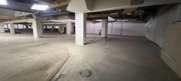 1650m² Commercial property in Barcelona, Spain No. 112498 2