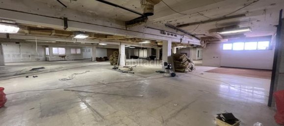 1650m² Commercial property in Barcelona, Spain No. 112498 14