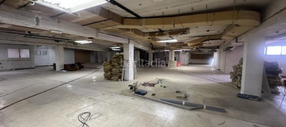 1650m² Commercial property in Barcelona, Spain No. 112498 16