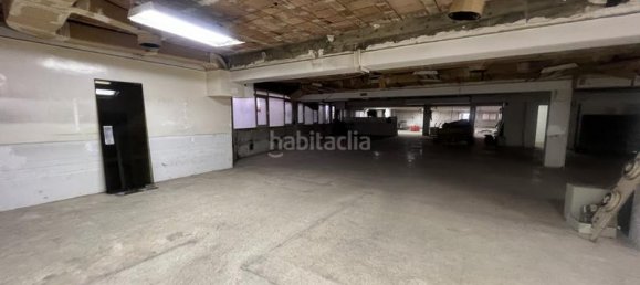 1650m² Commercial property in Barcelona, Spain No. 112498 8