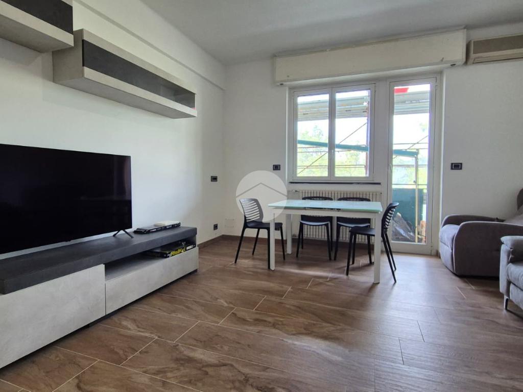 2 bedrooms Apartment in Genoa, Italy No. 371430