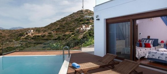 Villa de 4 dormitorios en Agios Nikolaos, Greece No. 5868 19