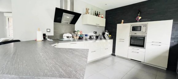 5 bedrooms House in Evin-Malmaison, France No. 225329 2