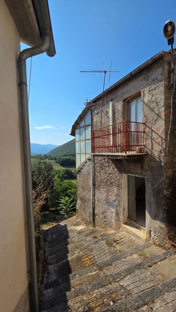 Квартира с 3 спальнями в Колли а Вольтурно, Италия № 336274