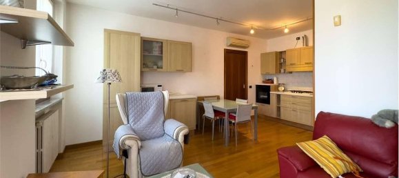 2 rooms Apartment in San Zenone al Lambro, Italy No. 40319 3