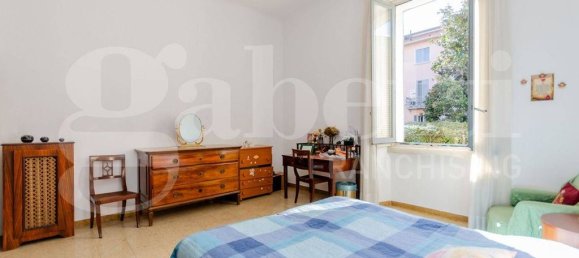 5 bedrooms Villa in Milan, Italy No. 332118 12