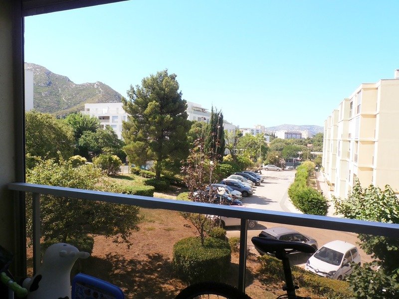 2 bedrooms Apartment in Marseille, France No. 195966