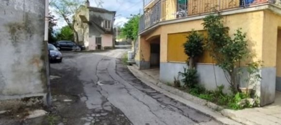 9 rooms Villa in Roccamontepiano, Italy No. 275715 8