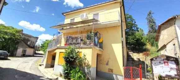 9 rooms Villa in Roccamontepiano, Italy No. 275715 5