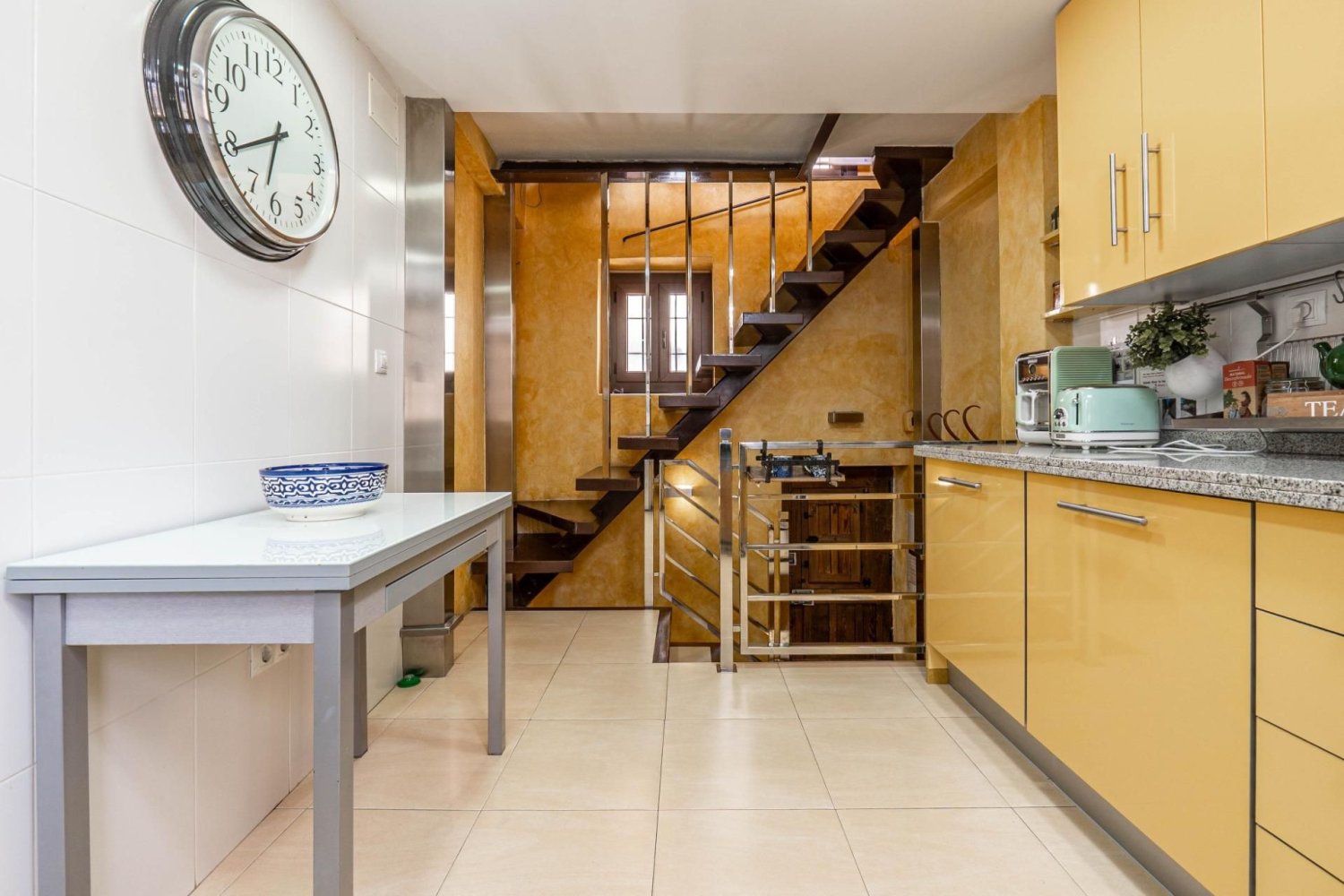 4 غرف نوم منزل في Granada, Spain رقم 172023