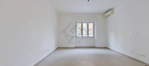 4-Zimmer Wohnung in Florence, Italy, Nr. 40203 6