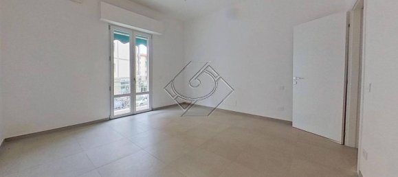 4-Zimmer Wohnung in Florence, Italy, Nr. 40203 22