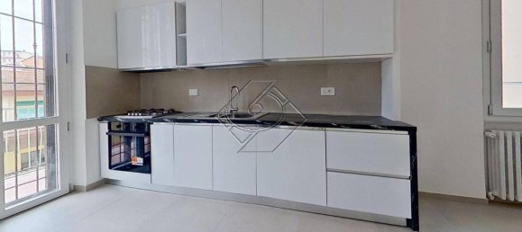 4-Zimmer Wohnung in Florence, Italy, Nr. 40203 4