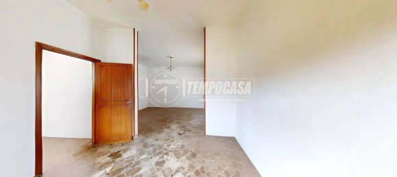 Casa de 3 dormitorios en Corigliano d'Otranto, Italy No. 10470 7