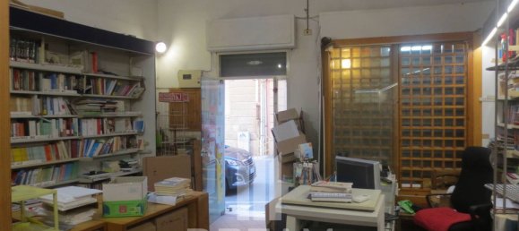 Propiedad comercial en Cagliari, Italy 95 m² No. 85601 7