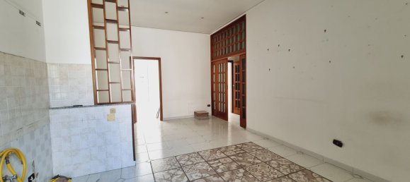 3 bedrooms Apartment in Naples, Italy No. 327446 17