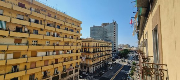 3 bedrooms Apartment in Naples, Italy No. 327446 7