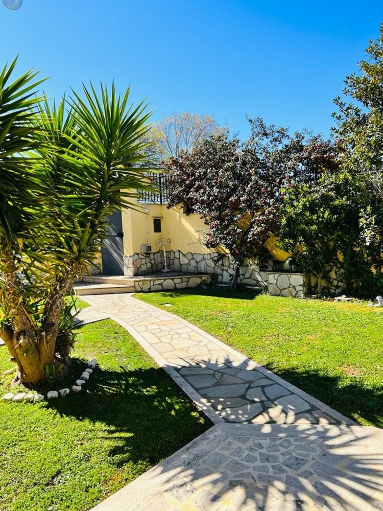 8 bedrooms Villa in Rome, Italy No. 335205