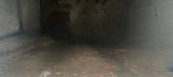 36m² Parking in Tournon-sur-Rhone, France No. 238032 2