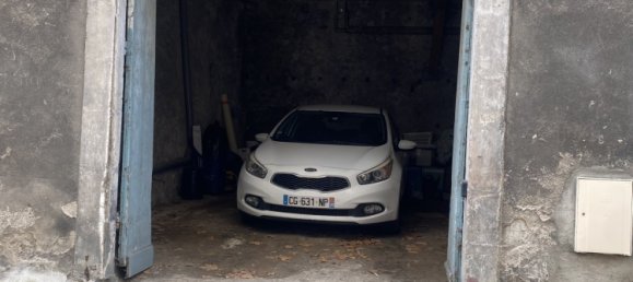 36m² Parking in Tournon-sur-Rhone, France No. 238032 5