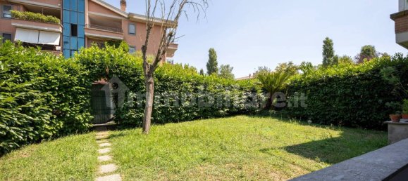 3 Schlafzimmer Wohnung in Rome, Italy, Nr. 289848 2