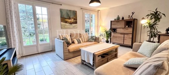 Дом с 5 спальнями в Шенвьер-сюр-Марн, Франция № 184797 2