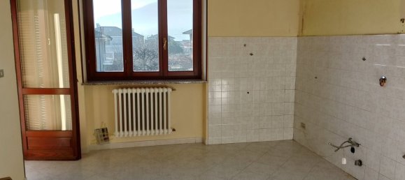 3 rooms Apartment in Barge, Italy No. 131507 6
