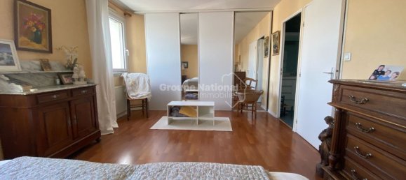 Apartamento de 2 dormitorios en Valence, France No. 267848 10