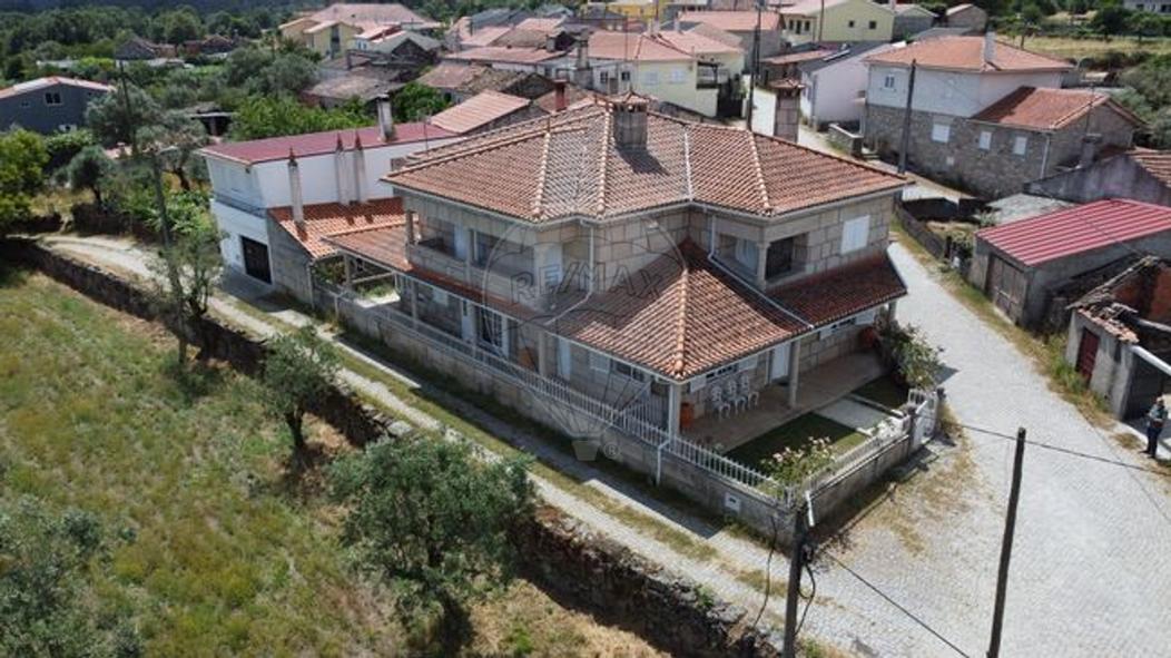 6 bedrooms House in Aguiar da Beira, Portugal No. 222031